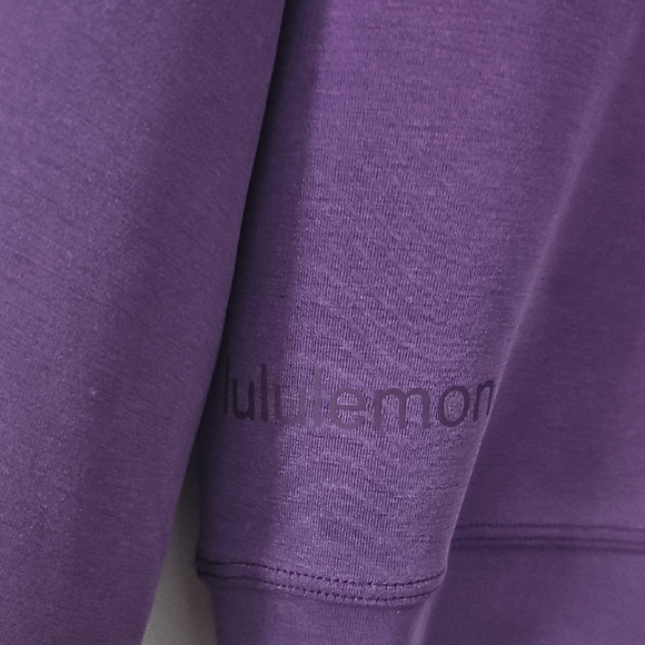 Softstreme Perfectly Oversized Cropped Crew - Dramatic Magenta - Picture 4 of 5